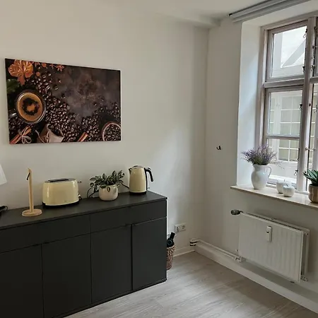 Koje Alexandra Apartment *